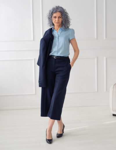 Granatowe eleganckie spodnie kuloty z wysokim stanem